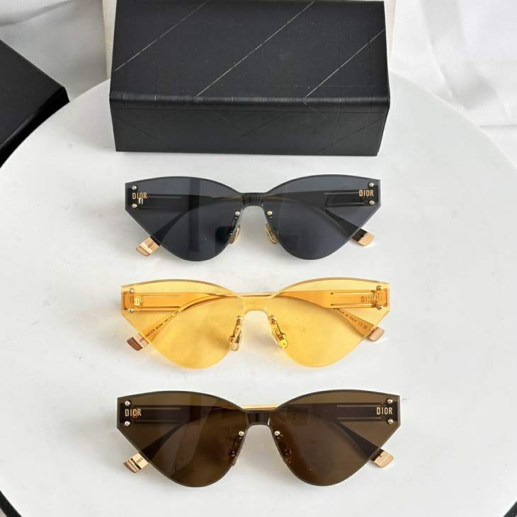 Picture of Dior Sunglasses _SKUfw77643983fw